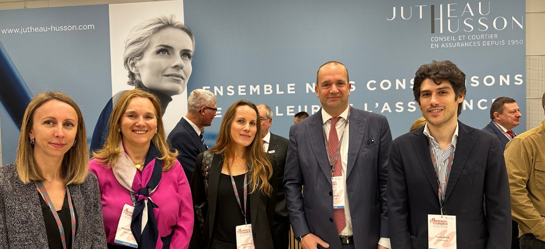 es équipes de Jutheau Husson échangent avec les candidats au Forum Monaco pour l’Emploi 2025, autour des métiers et carrières du courtage en assurance